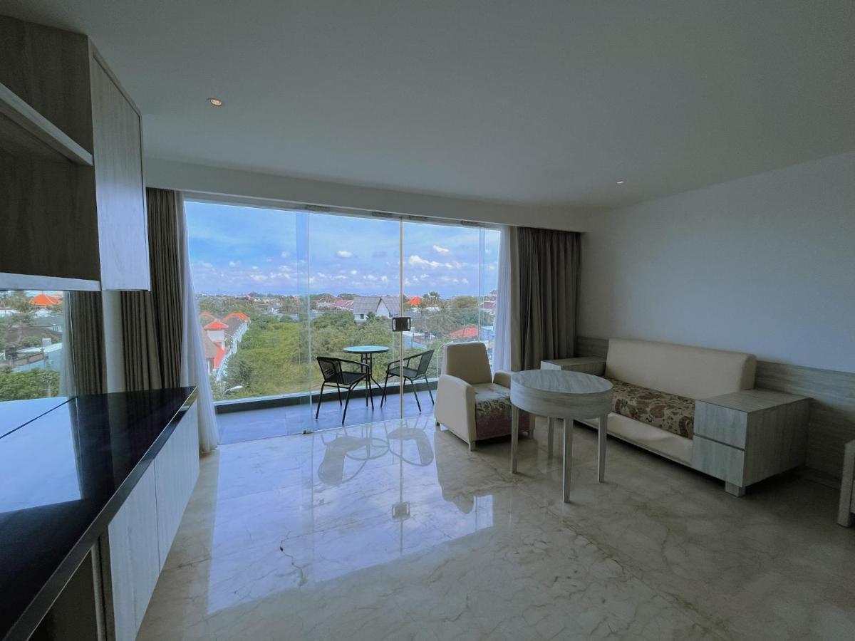 The Capital Hotel And Resort Seminyak Buitenkant foto