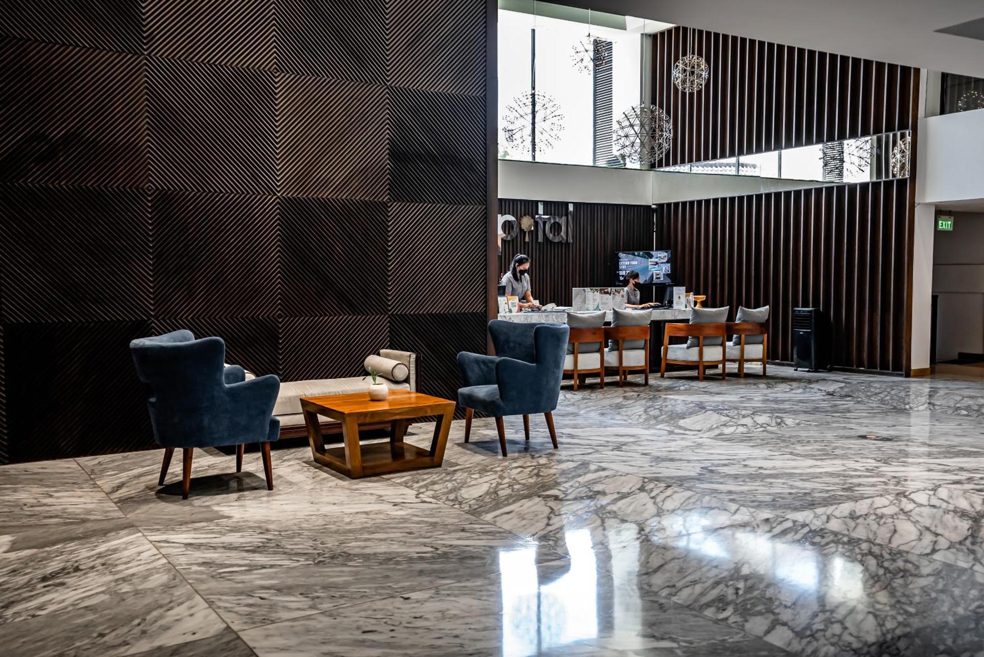 The Capital Hotel And Resort Seminyak Buitenkant foto