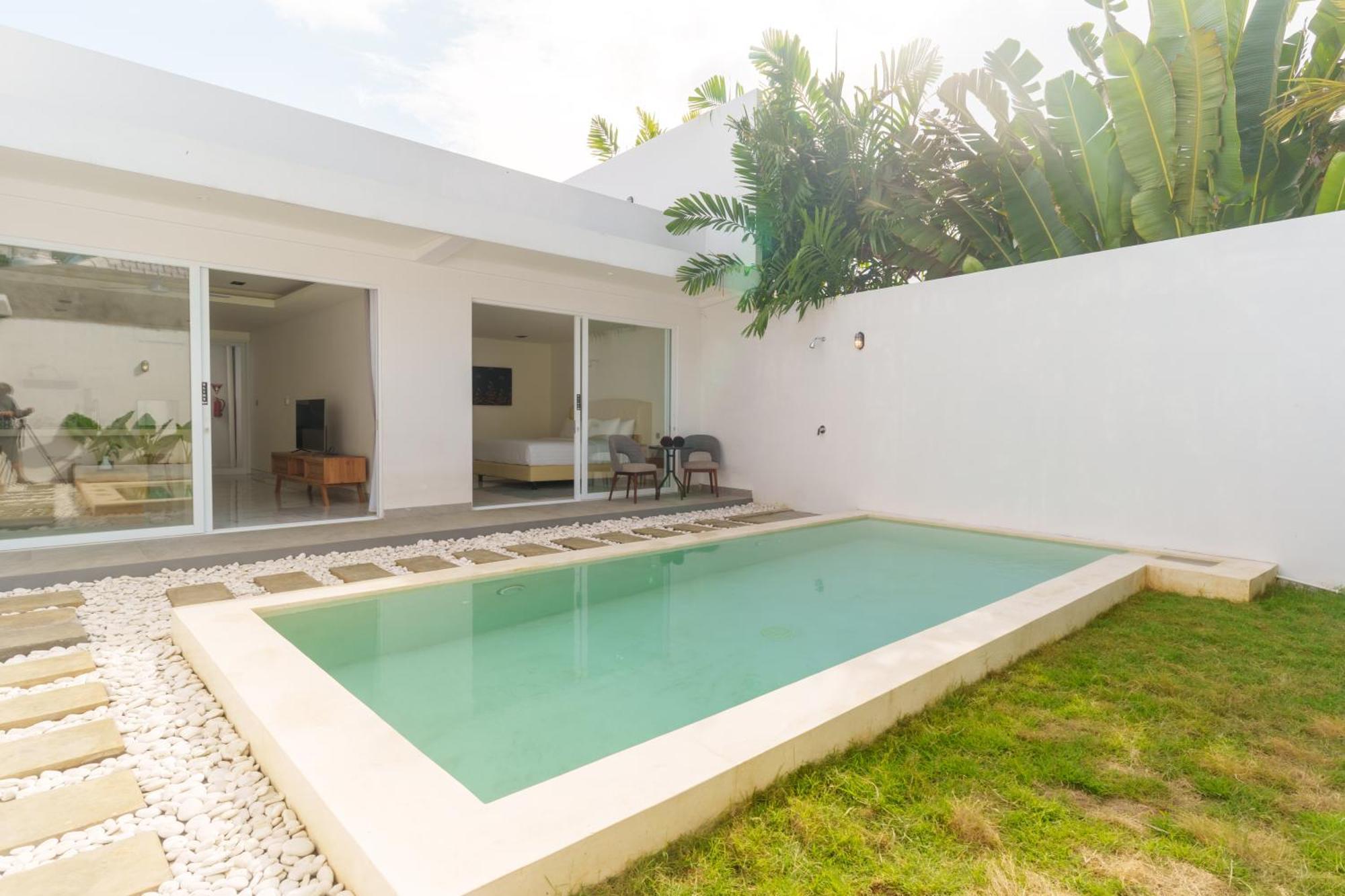 The Capital Hotel And Resort Seminyak Buitenkant foto