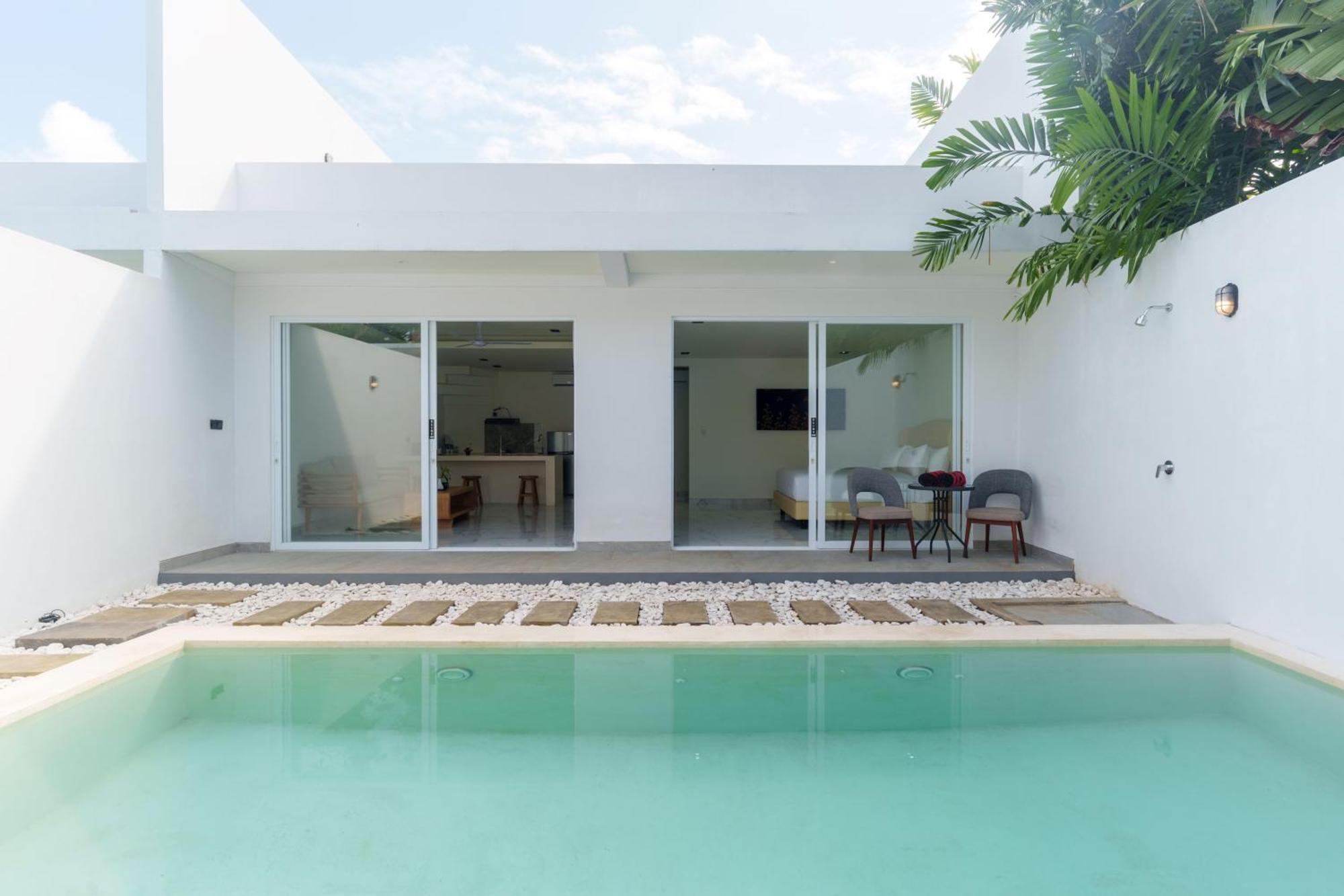 The Capital Hotel And Resort Seminyak Buitenkant foto